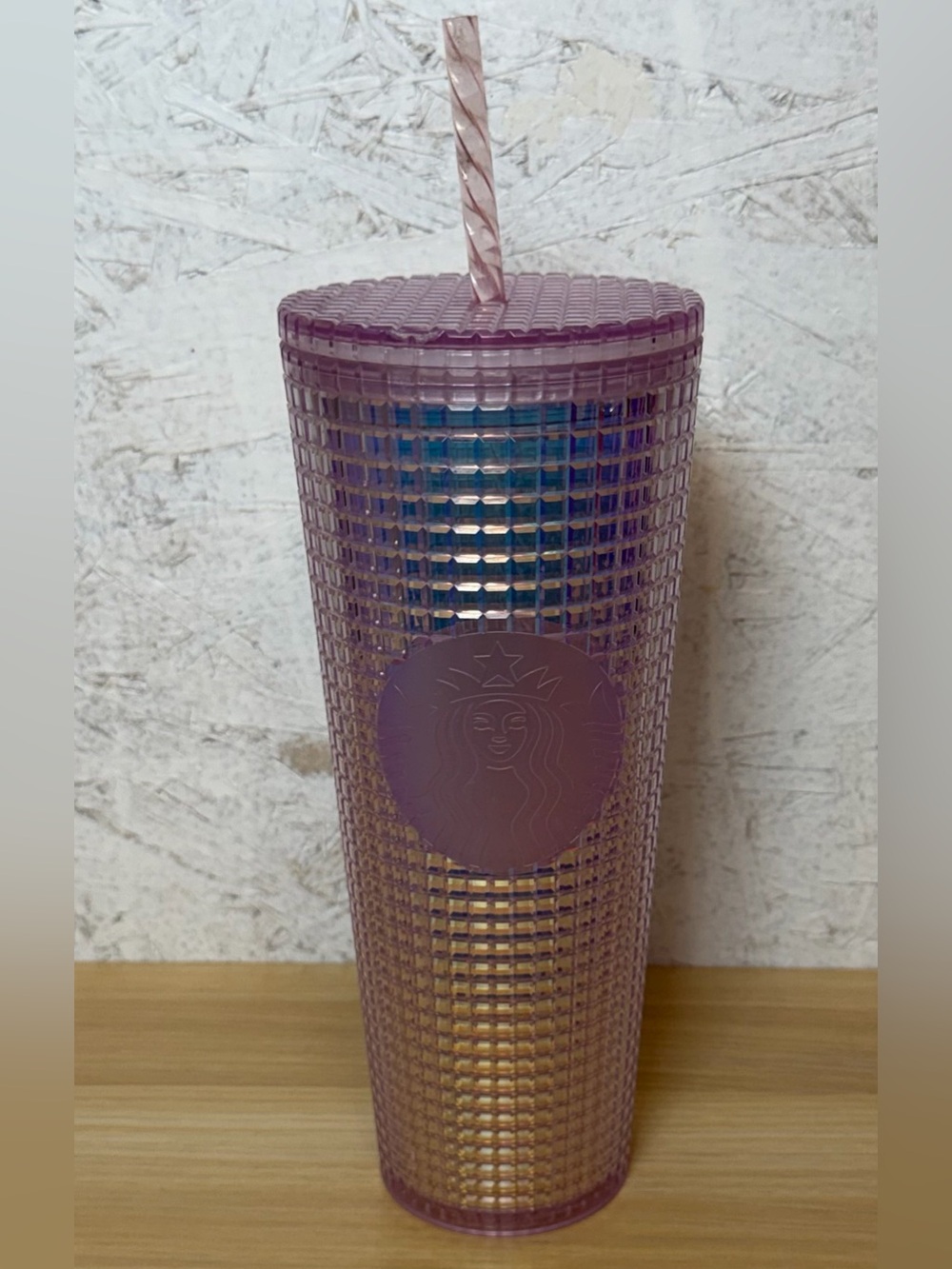 Starbucks Iridescent Pink Studded Tumbler with Straw 2020-2021 series Venti
